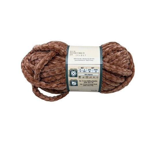 Yarn Bee Adobe Velvety Smooth Knit 36 Yard NEW - Picture 3 of 3